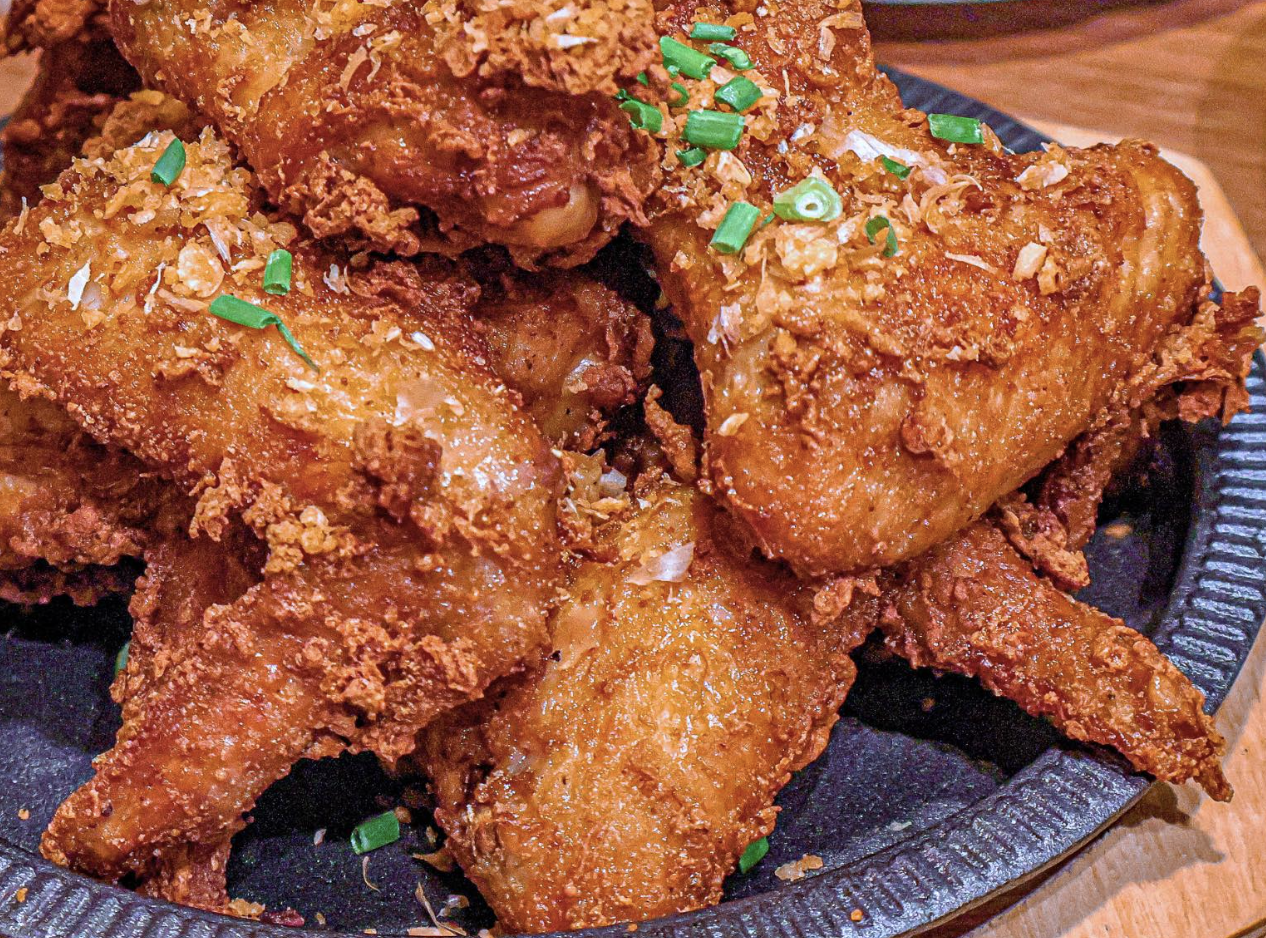 ไก่กลางทอดพริกเกลือ