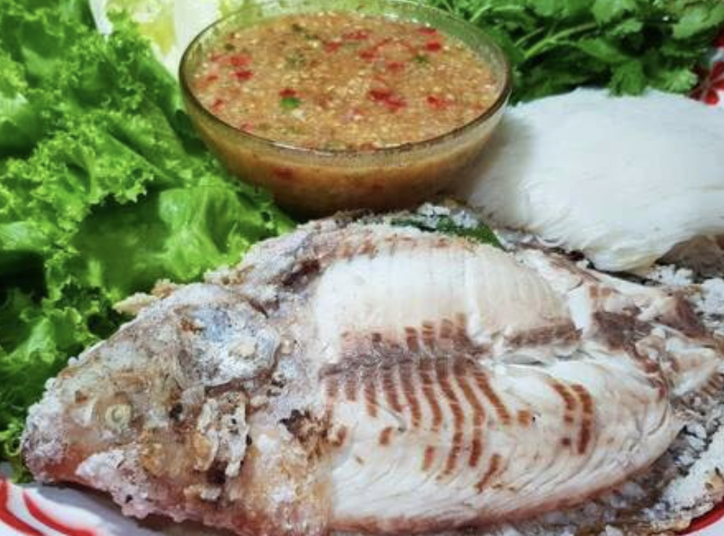 ปลาเผาผักสด